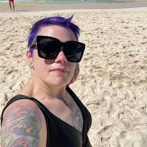 Meet your Posher, Ashly